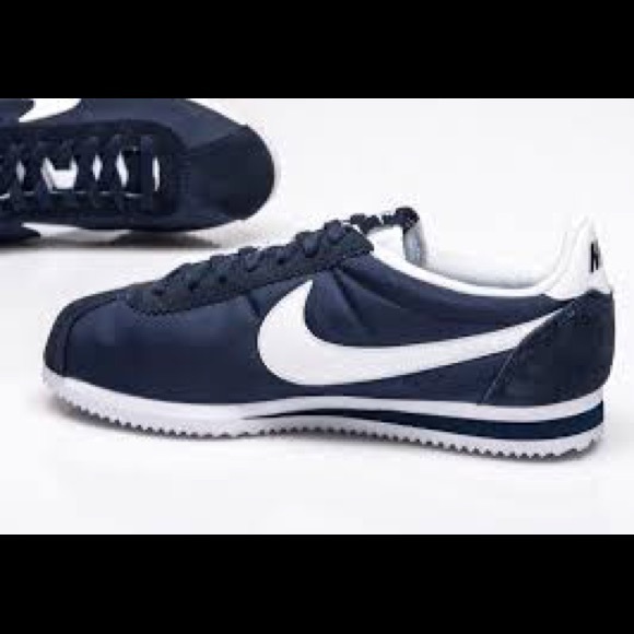 navy blue nike cortez womens